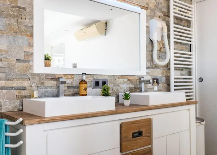 Apartman Duplex En Toit-terrasse A Deux Pas De La Croisette - Duplex En Toit-terrasse A Deux Pas De La Croisette Mae-2383 *